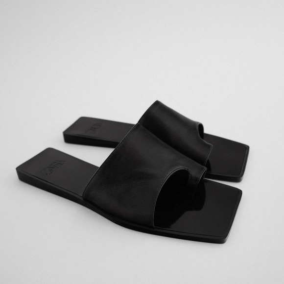 NWT. Zara Black Leather Asymmetric Flat Sandals. Size 6.5